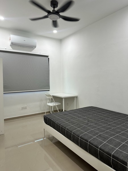 Room1