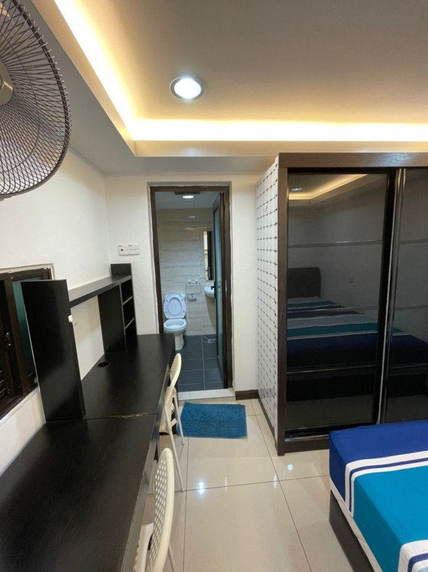 Room2