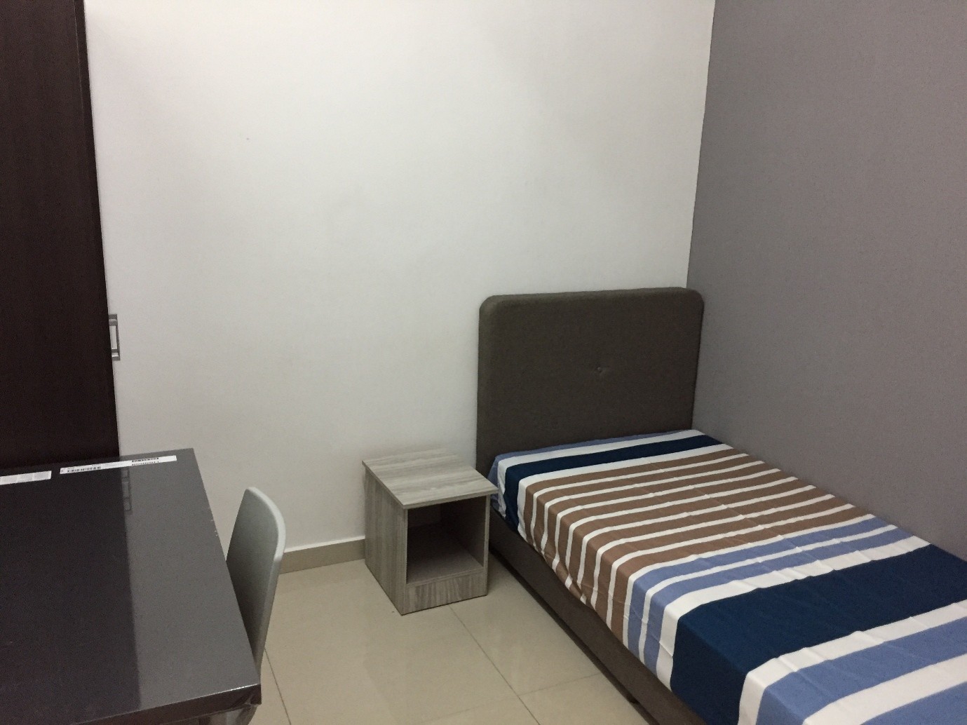 Room3